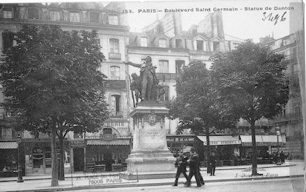 167  Boulevard St Germain. La statue de Danton