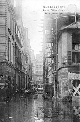 274 Crue de la Seine. Rue de l'Hôtel Colbert