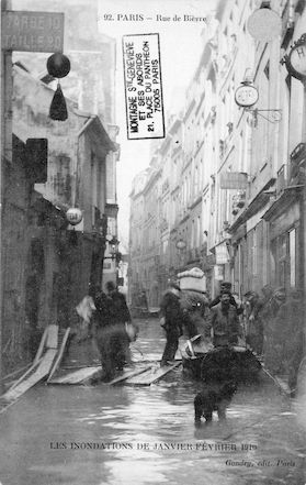 287 Les inondations de Janvier-Février1910. Rue de Bièvre