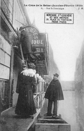 341 La crue de la Seine (janvier-février 1910) Rue Saint Dominique