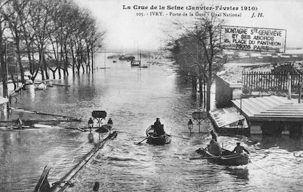 388 La crue de la Seine(janvier-février 1910) Ivry. Porte de la Gare, Quai National