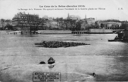 391B La crue de la Seine (janvier1910) Le barrage de la Monnaie