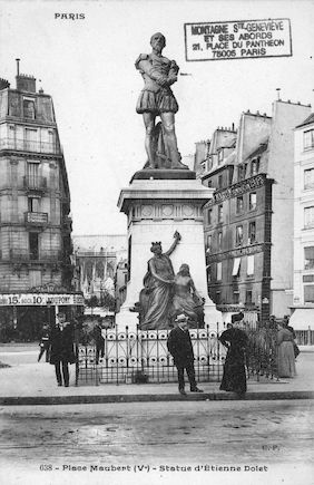 40 Place Maubert. Statue d'Etienne Dolet