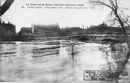 438 Crue de la Seine (jan-fév 1910) Pont Royal. Côte 9m50 (normale 2m50)