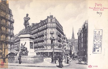 44  Place Maubert. Monument à Etienne Dolet