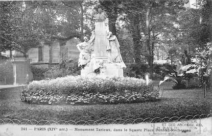 668 monument Tarieux dans le square Place Denfert Rochereau