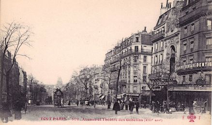 702 Avenue et théâtre des Gobelins