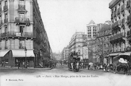 878 Rue Monge prise de la rue des Ecoles