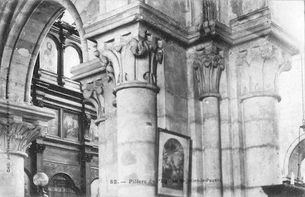 921 Eglise Saint Julien-le-pauvre. Piliers