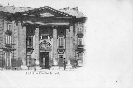 942 Faculté de Droit