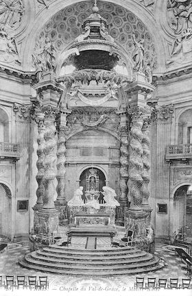 972 Chapelle du Val-de-Grâce. Le Maitre autel
